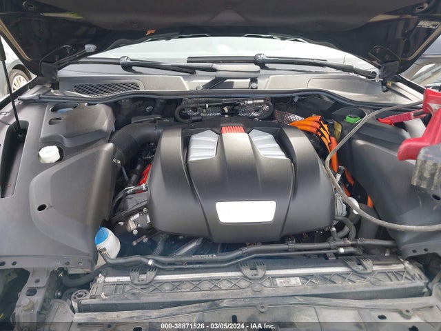 2017 PORSCHE CAYENNE E-HYBRID WP1AE2A25HLA71446 Photo 9