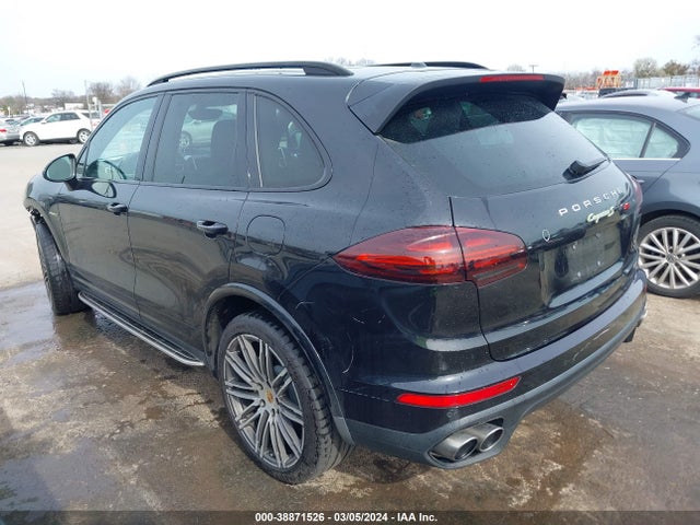 Porsche Cayenne E-hybrid S Platinum Edition 2017 WP1AE2A25HLA71446 Image 14