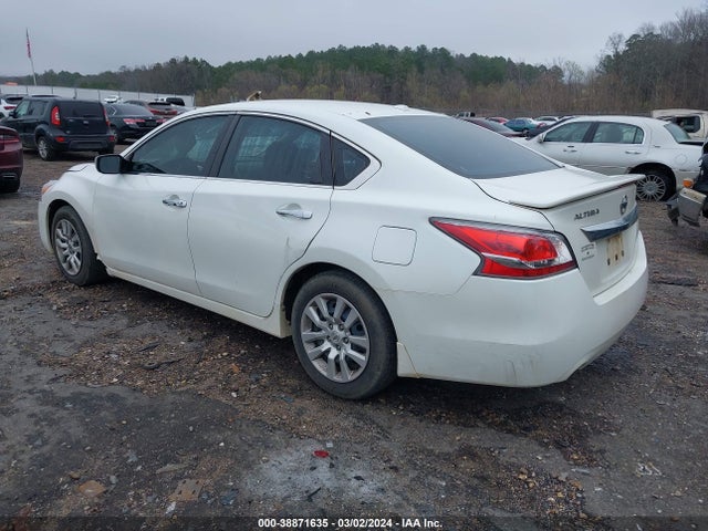 Nissan Altima 2.5 S 2015 1N4AL3AP0FC146808 Image 3