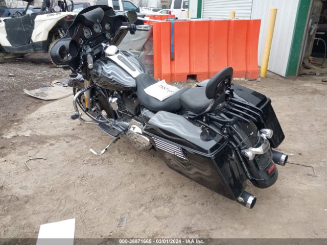 2010 HARLEY-DAVIDSON FLHX 1HD1KB412AB612234 Photo 2