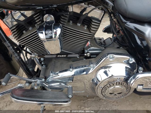 2010 HARLEY-DAVIDSON FLHX 1HD1KB412AB612234 Photo 8