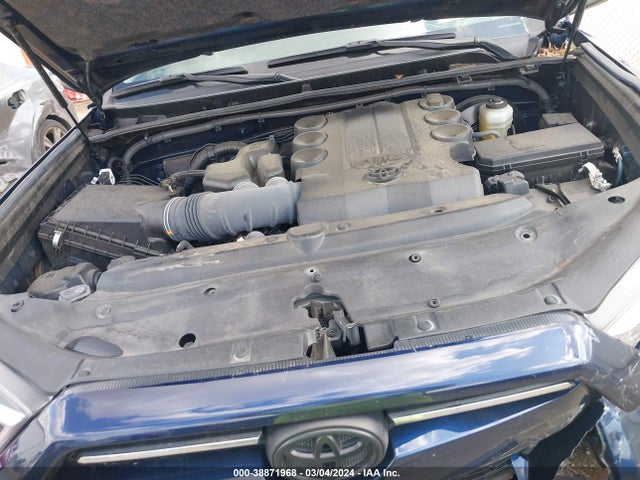 Toyota 4RUNNER SR5 2021 JTEEU5JR8M5237151 Image 10