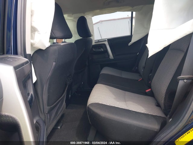 Toyota 4RUNNER SR5 2021 JTEEU5JR8M5237151 Image 8