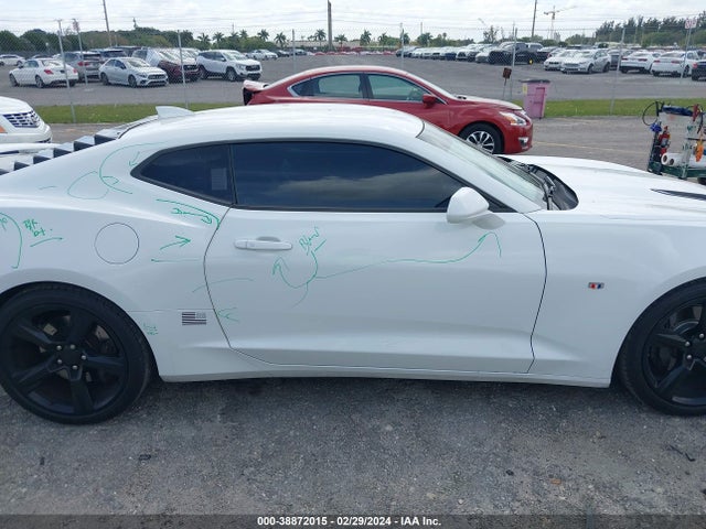 Chevrolet CAMARO 2SS 2018 1G1FH1R74J0124825 Image 13