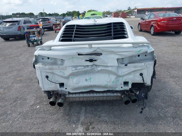 Chevrolet CAMARO 2SS 2018 1G1FH1R74J0124825 Image 16