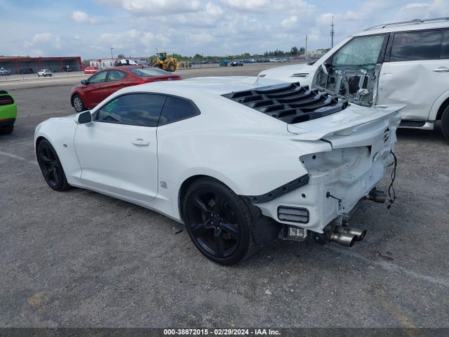 Chevrolet CAMARO 2SS 2018 1G1FH1R74J0124825 Image 3