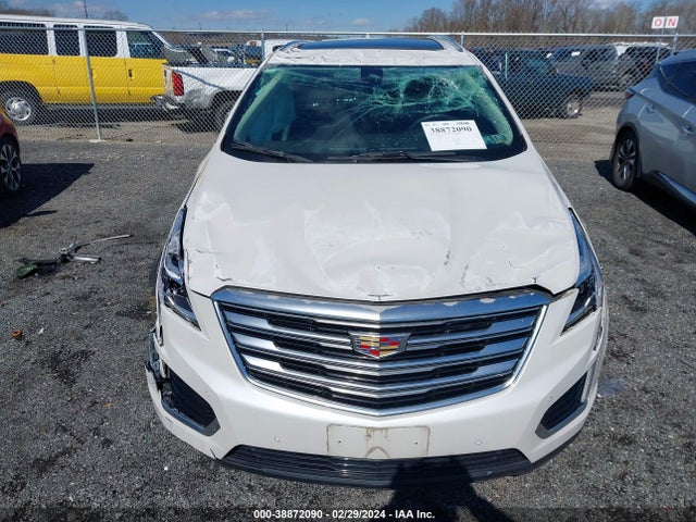 1GYKNCRSXHZ271715 Cadillac Xt5 Premium Luxury