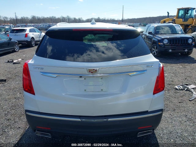 1GYKNCRSXHZ271715 Cadillac Xt5 Premium Luxury