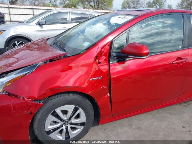 Toyota Prius Four 2017 JTDKARFU7H3539214 Image 17