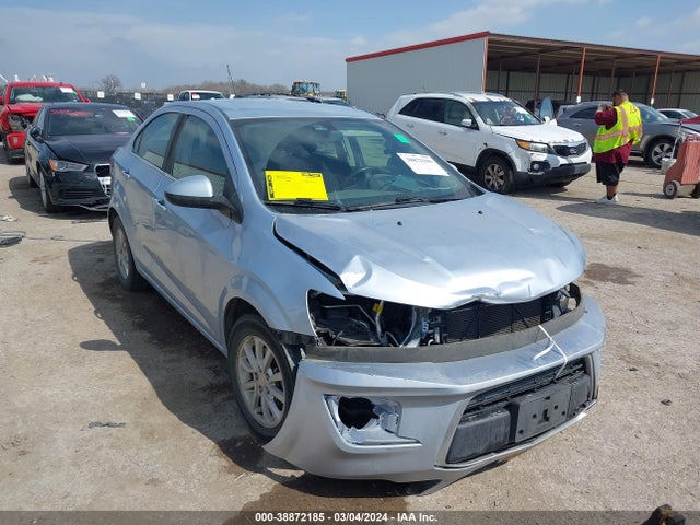 Chevrolet Sonic Lt Auto 2018 1G1JD5SH3J4119916 Image 1