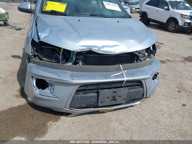 Chevrolet Sonic Lt Auto 2018 1G1JD5SH3J4119916 Image 6