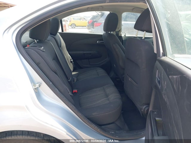 Chevrolet Sonic Lt Auto 2018 1G1JD5SH3J4119916 Image 8