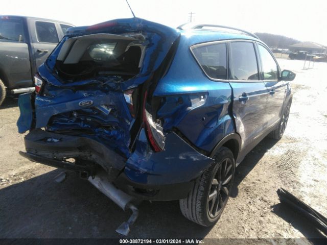 1FMCU9GD6JUA80800 Ford ESCAPE SE