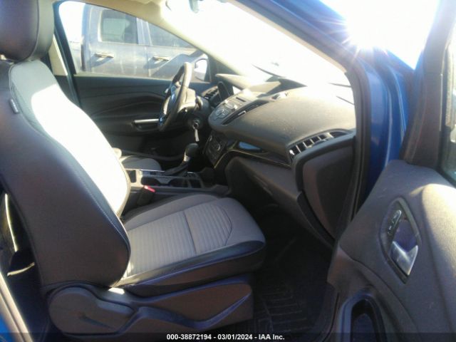 1FMCU9GD6JUA80800 Ford ESCAPE SE