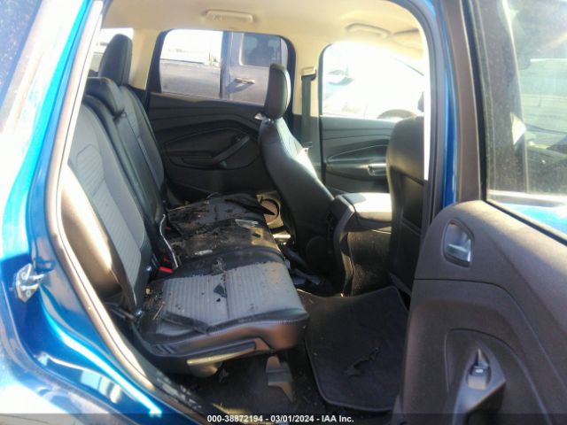 1FMCU9GD6JUA80800 Ford ESCAPE SE
