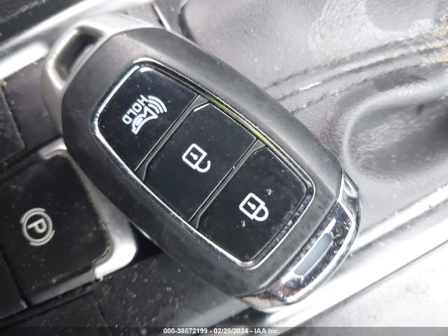 5NMS33AD9LH210300 Hyundai Santa Fe Sel