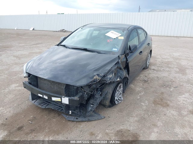 Hyundai ELANTRA SE 2017 KMHD74LF4HU080505 Image 2