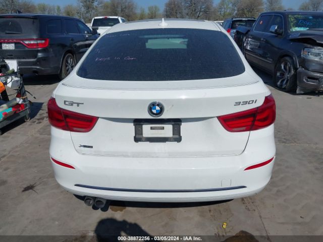 WBA8Z9C55JG828197 BMW 330i Gran Turismo Xdrive