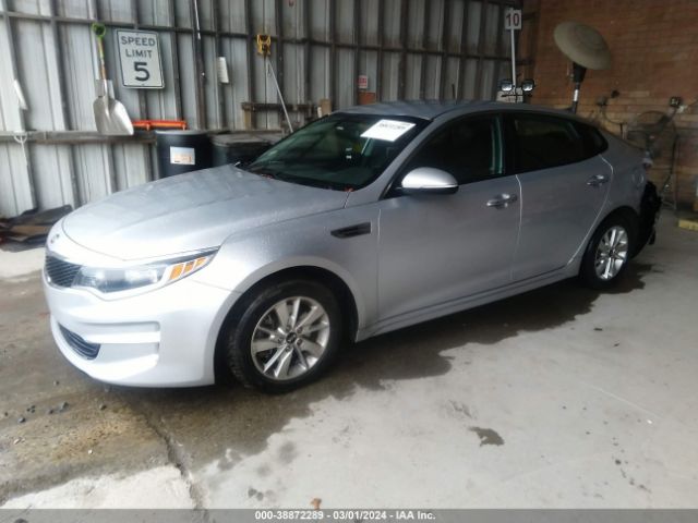 5XXGT4L30JG209032 KIA Optima Lx