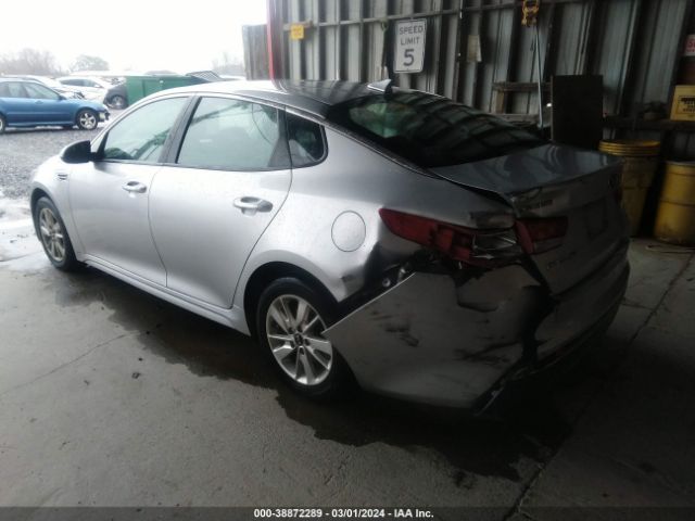 5XXGT4L30JG209032 KIA Optima Lx