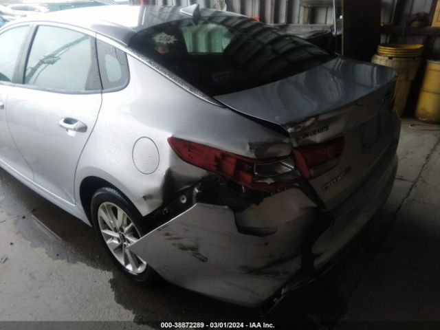 5XXGT4L30JG209032 KIA Optima Lx
