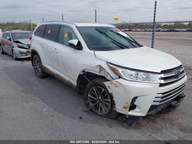 Toyota Highlander Xle 2019 5TDKZRFH1KS551649 zdjęcie główne