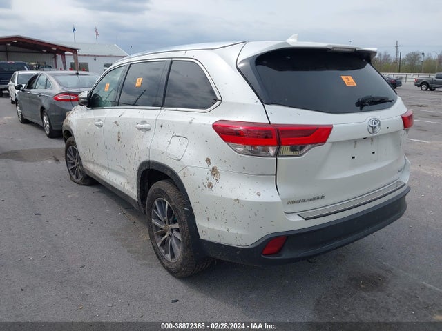 Toyota Highlander Xle 2019 5TDKZRFH1KS551649 Image 3