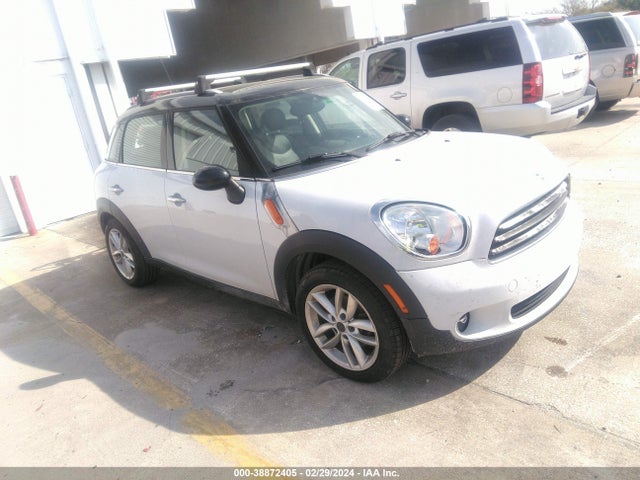 2013 MINI COUNTRYMAN WMWZB3C56DWM31730 Photo 0