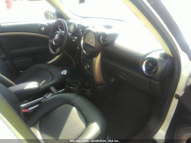 2013 MINI COUNTRYMAN WMWZB3C56DWM31730 Photo 4