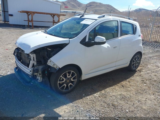Chevrolet Spark 2lt Auto 2014 KL8CF6S99EC423247 Image 2