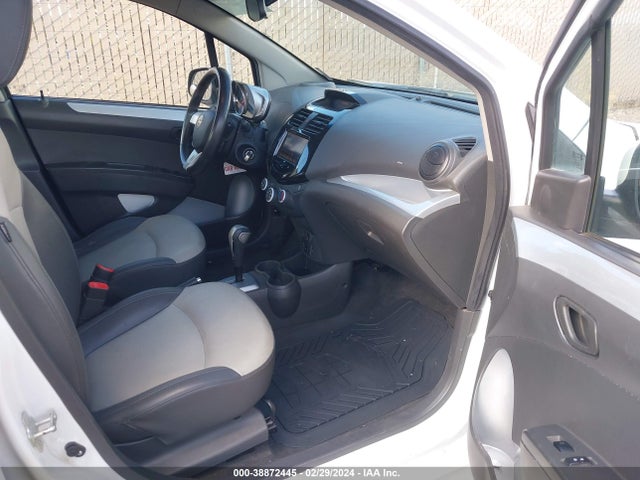 Chevrolet Spark 2lt Auto 2014 KL8CF6S99EC423247 Image 5