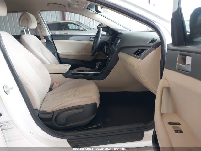 Hyundai SONATA SE 2016 5NPE24AF2GH374391 Image 5