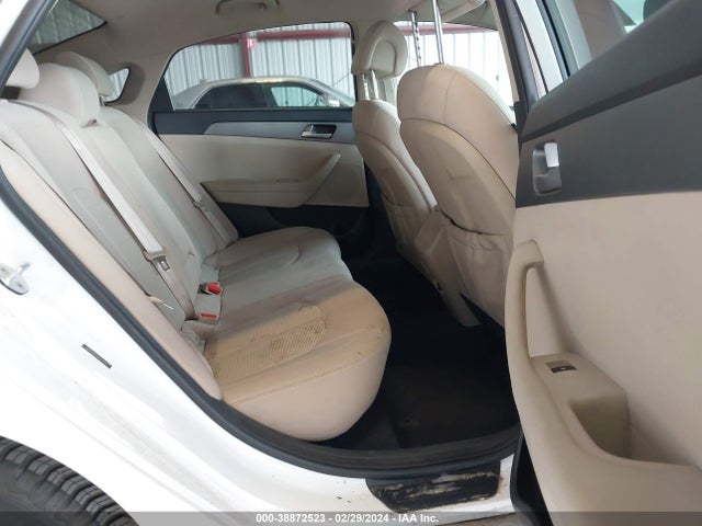 Hyundai SONATA SE 2016 5NPE24AF2GH374391 Image 8
