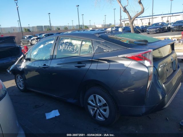 JTDKARFUXG3000620 Toyota Prius Four