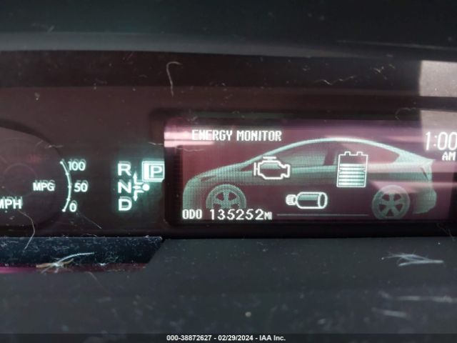 JTDKN3DU7F1881551 Toyota Prius Two