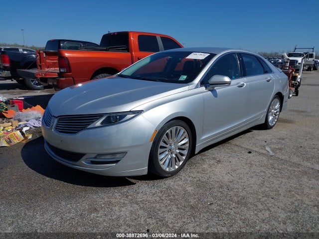 Lincoln MKZ 2014 3LN6L2GK3ER828597 Image 2