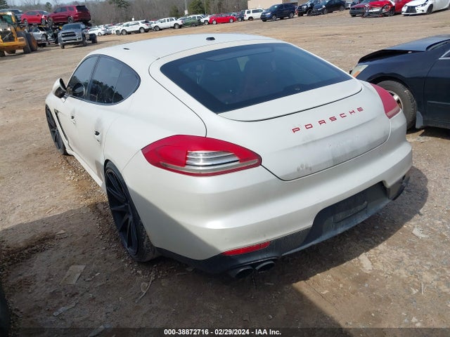 2015 PORSCHE PANAMERA WP0AB2A75FL051040 Photo 2