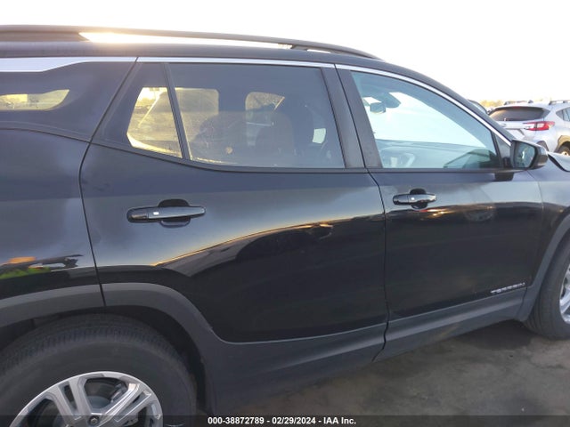 3GKALMEVXNL277759 GMC Terrain Fwd Sle