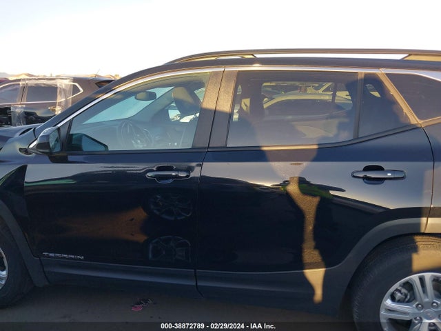 3GKALMEVXNL277759 GMC Terrain Fwd Sle