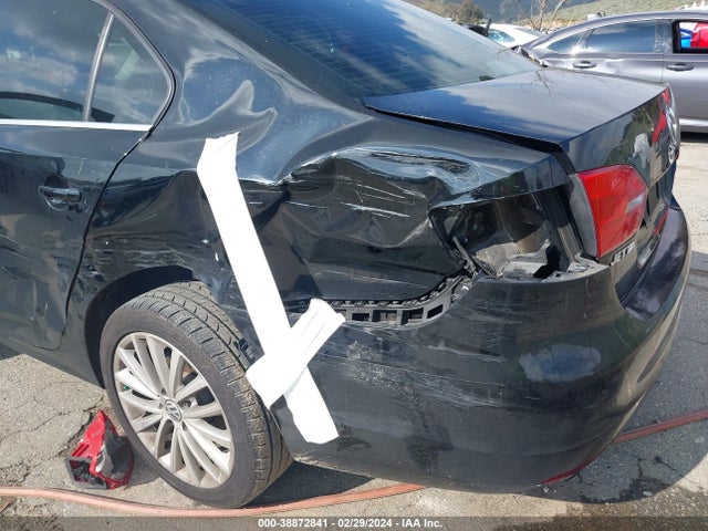 2011 VOLKSWAGEN JETTA 2.5L SEL VIN: 3VWLX7AJXBM083104