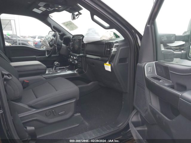 1FTFW1ED5PFC76062 Ford F-150 Xlt
