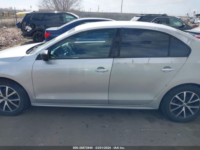 3VWD67AJ8GM292419 Volkswagen Jetta 1.4t Se