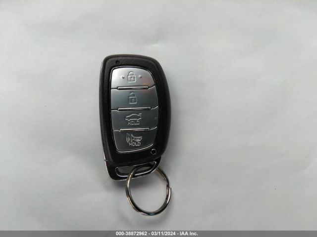 KMHD84LF0LU009811 Hyundai Elantra Limited
