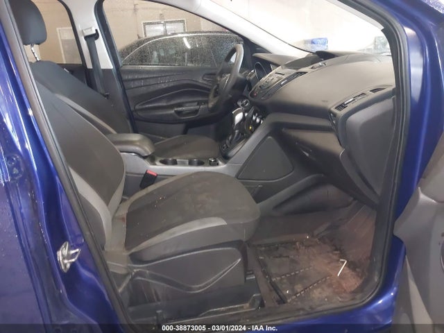 2015 FORD ESCAPE S VIN: 1FMCU0F73FUB55550