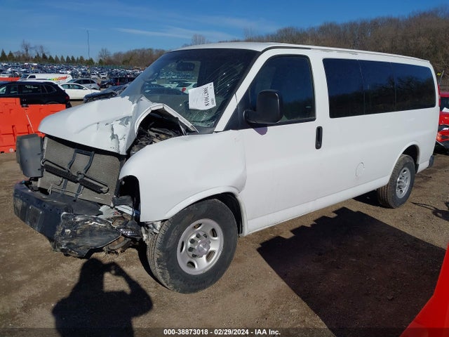 Chevrolet Express 2500 Ls 2015 1GAWGPFG7F1281003 Image 2