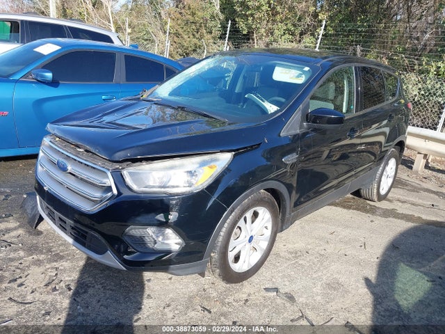 Ford ESCAPE SE 2017 1FMCU0G92HUC88822 Image 2