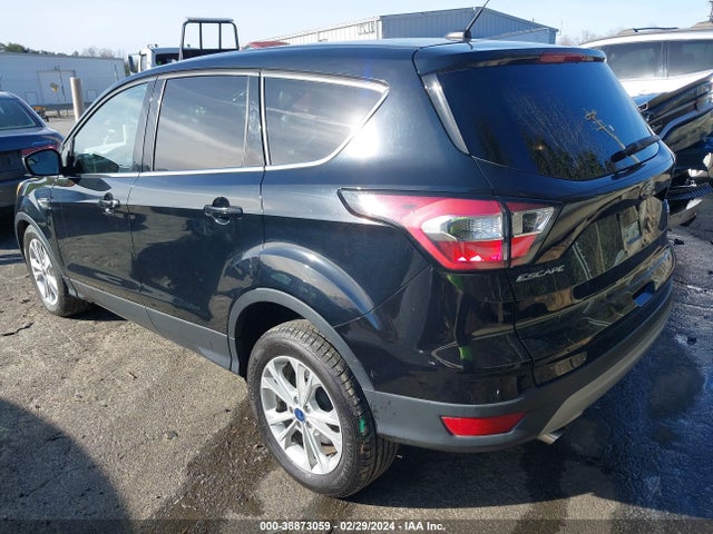 Ford ESCAPE SE 2017 1FMCU0G92HUC88822 Image 3