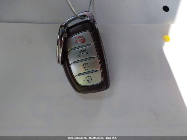 KMHD84LF9HU061820 Hyundai Elantra Limited