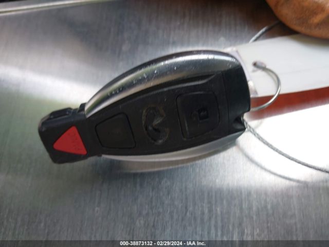 SJKCH5CP8JA050486 Infiniti Qx30 Luxury