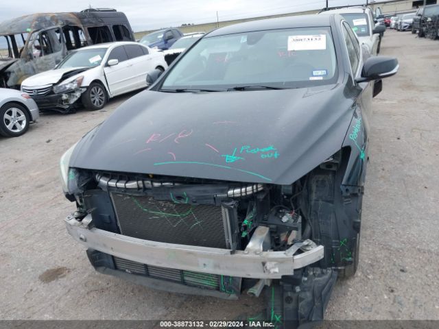 SJKCH5CP8JA050486 Infiniti Qx30 Luxury